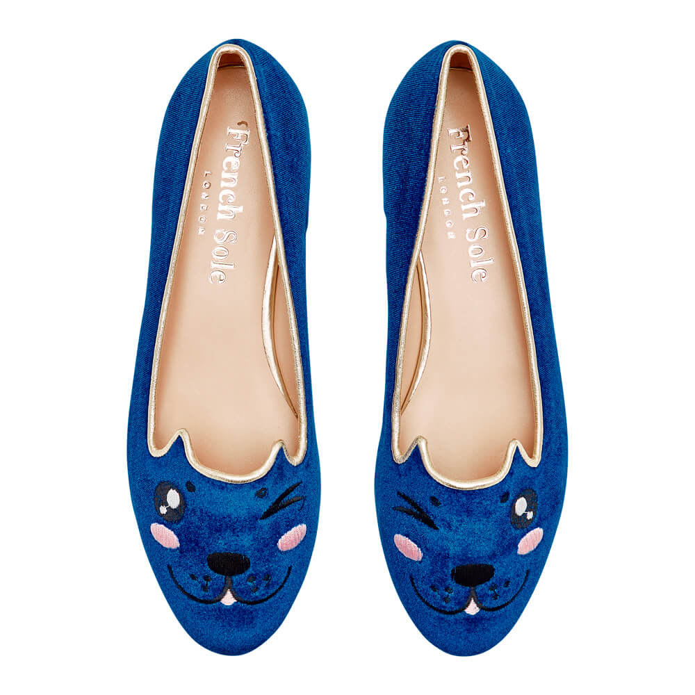 Velvet on sale opera slippers